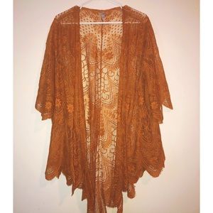 Lace kimono sleeve cover